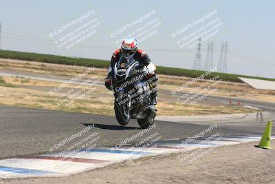 media/Aug-04-2024-TrackDaz (Sun) [[e1ff0814b6]]/Group A/12pm (Wheelie Bump)/